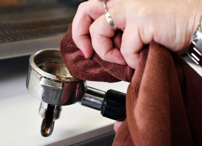 ⁦منشفة مايكروفايبر جوفركس ٤ قطع باحجام مختلفة⁩ - الصورة ⁦4⁩